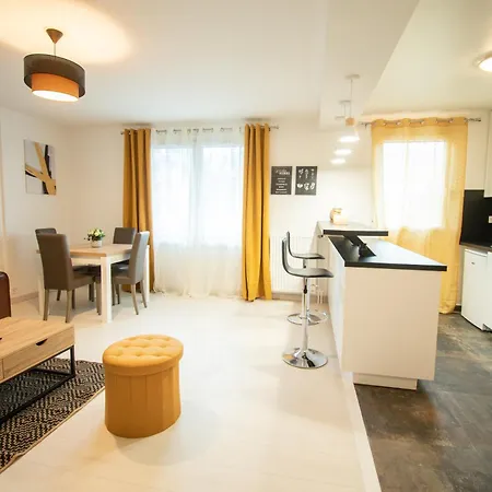 Le Joyau T2-55M2 Centre Ville 10Min Disney Bussy-Saint-Georges Exterior photo