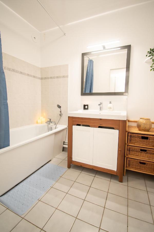 Apartment Le Joyau T2-55m2 Centre 10min *